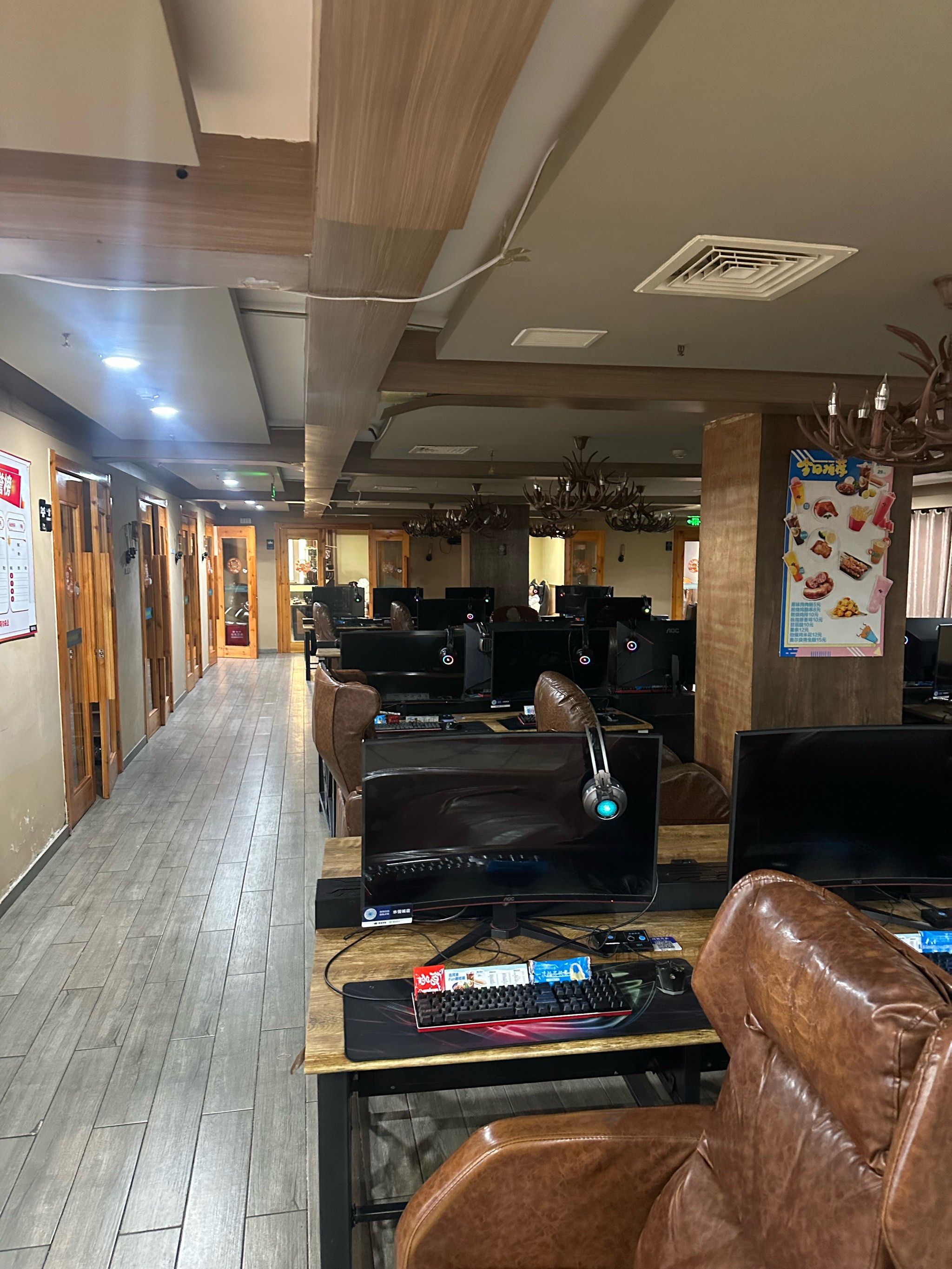 kaiyun sports app-电竞粉丝社区活跃，线下聚会频繁举行的简单介绍