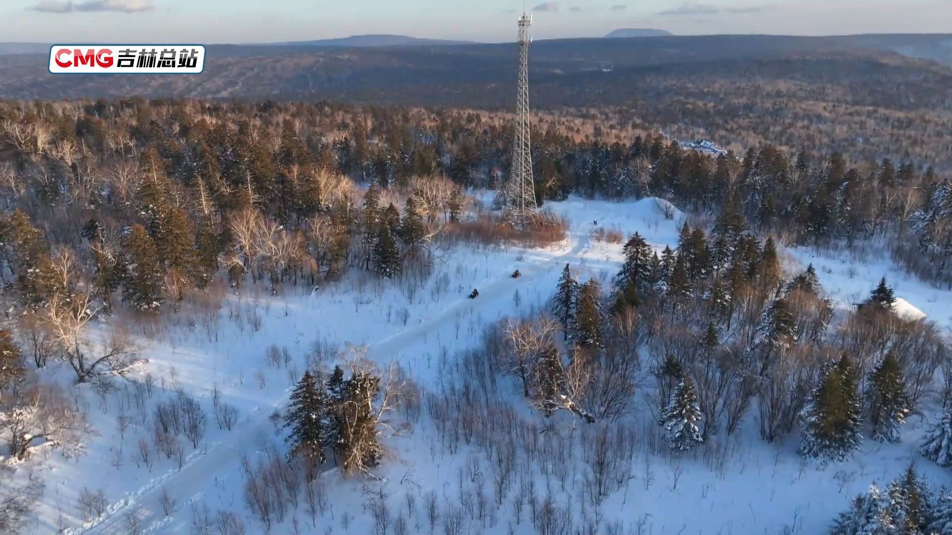 包含“冰雪奇迹：北极圈最激烈的雪地赛段揭秘”的词条
