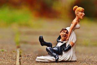 开云下载-羽毛球新人在国际赛场崭露头角，羽毛球运动员进场视频