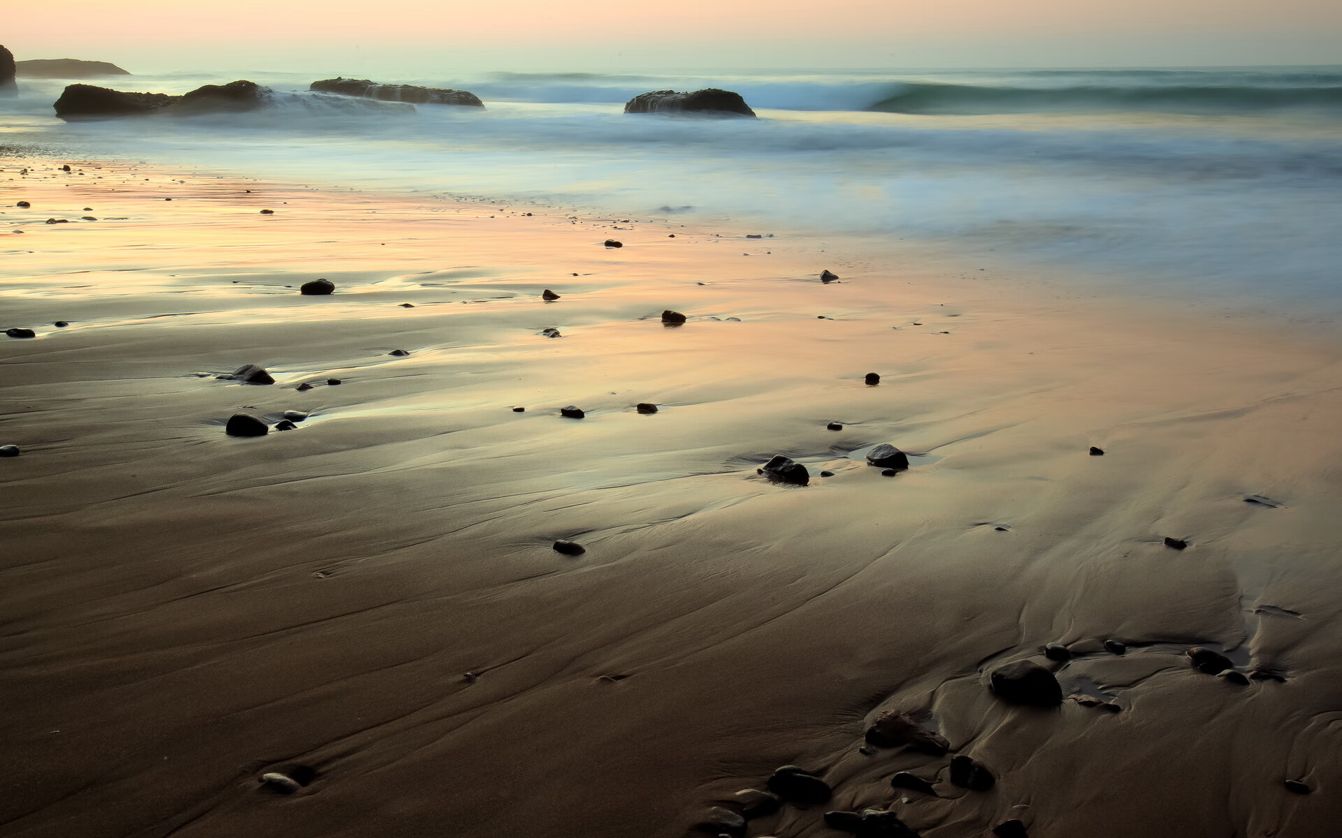 开云平台-阿森纳高强度跑动压迫对手后场，阿森纳强吗